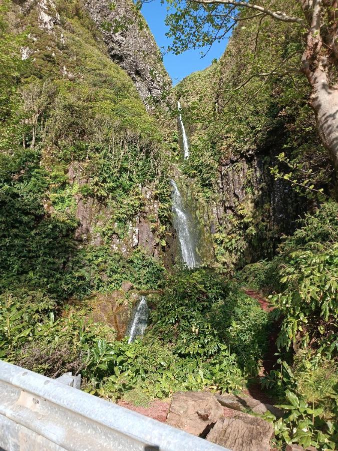 Alojamento Local M&I Lajes das Flores Luaran gambar