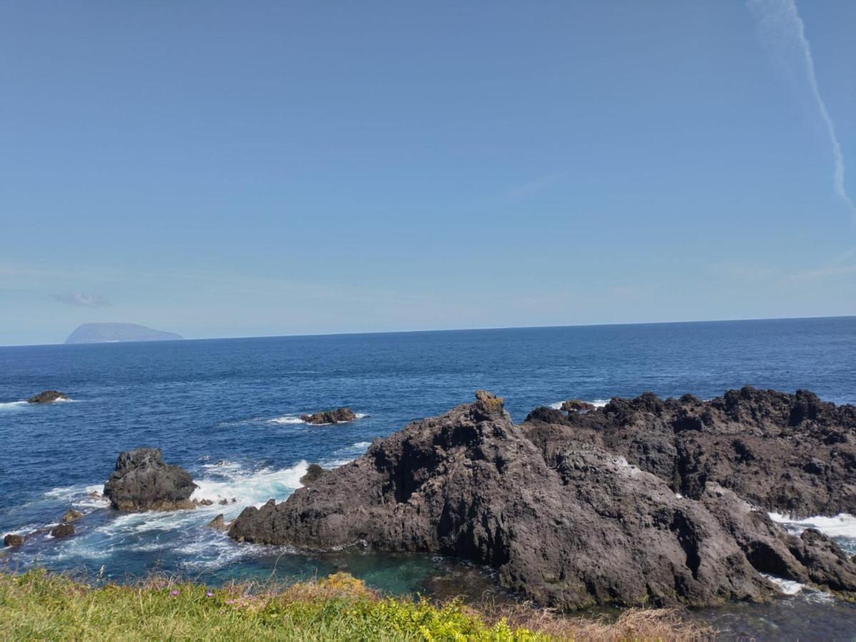 Alojamento Local M&I Lajes das Flores Luaran gambar